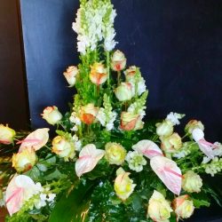 Centro funerario de Rosas y Anthuriun