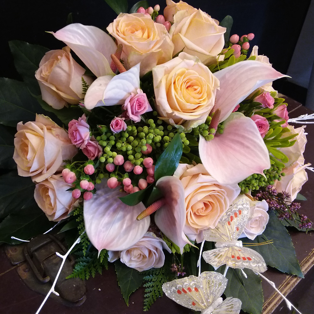 RAMO DE FLORES EN COLOR PASTEL · FLORISTERÍA ABREU PORRIÑO RAMO DE FLORES EN COLOR PASTEL · FLORISTERÍA ABREU PORRIÑO