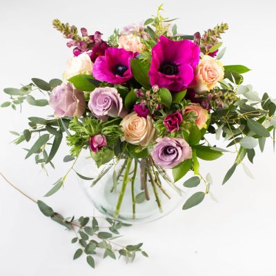 ramo de flores variado de tonos rosas y lilas a domicilio